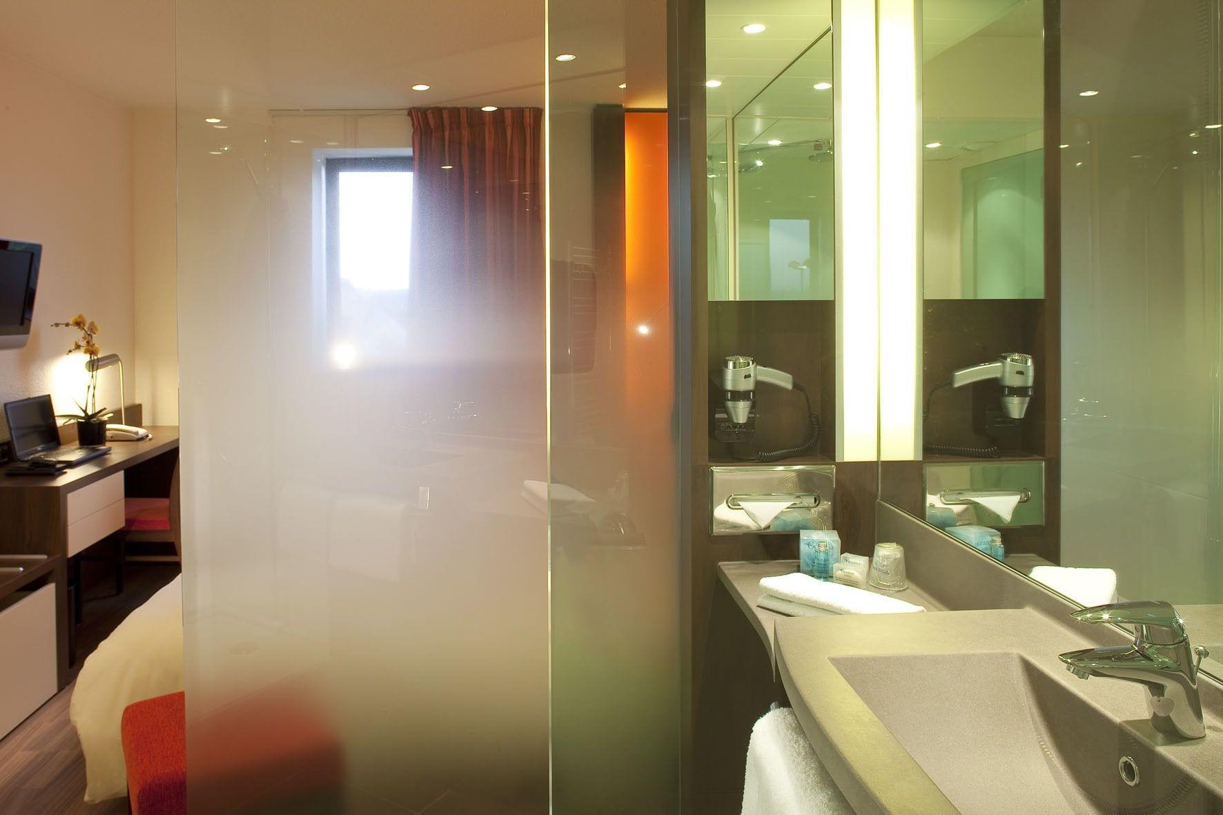 Oceania Rennes Hotel Saint-Gregoire  Bagian luar foto